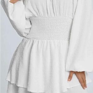 Elegant puff sleeve jumpsuit summer white.Size S. New without tag.